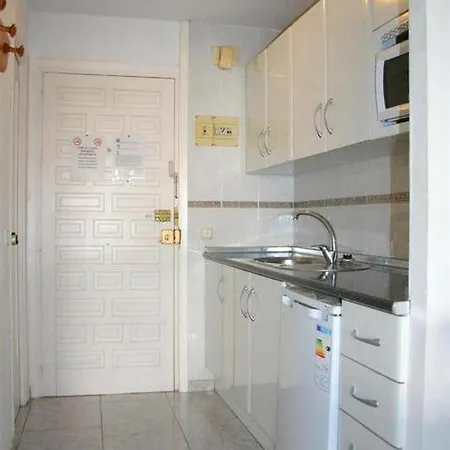 Studio Benalbeach Apartment *