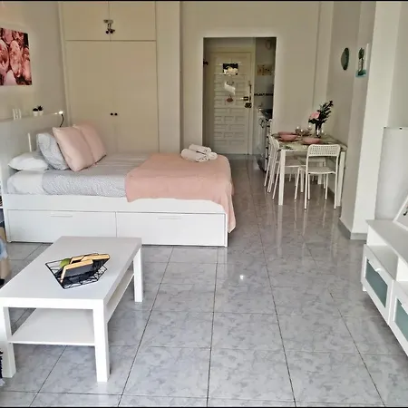 Studio Benalbeach Apartment